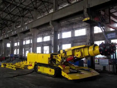 掘进机维修